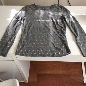 I’m selling a shirt